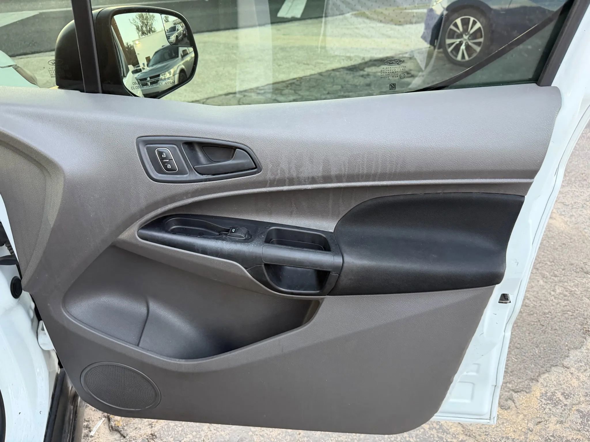 Used 2020 Ford Transit Connect XL image 13