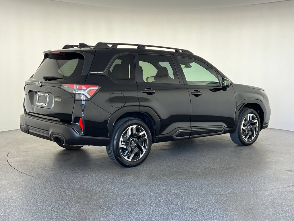 Used 2025 Subaru Forester Limited w/ Popular Package #2 AWD/4WD image 4