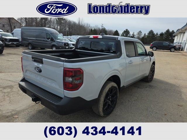 New 2026 Ford Maverick Lariat w/ Black Appearance Package image 3