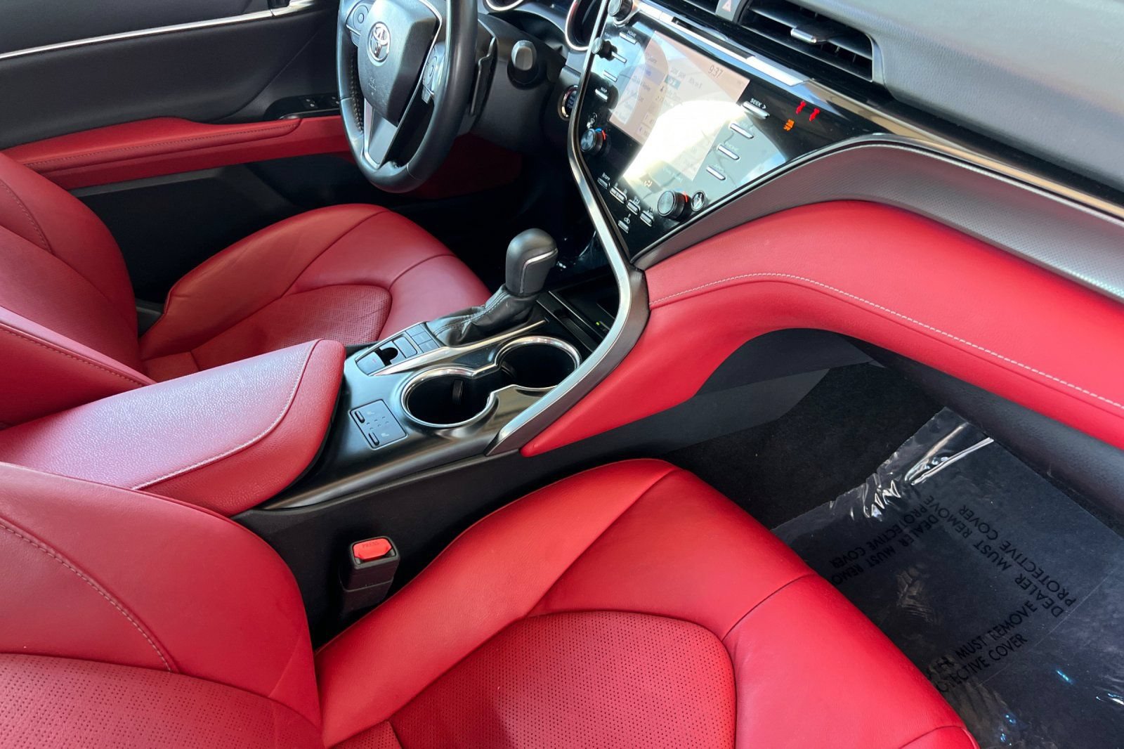 Certified 2019 Toyota Camry XSE FWD image 18