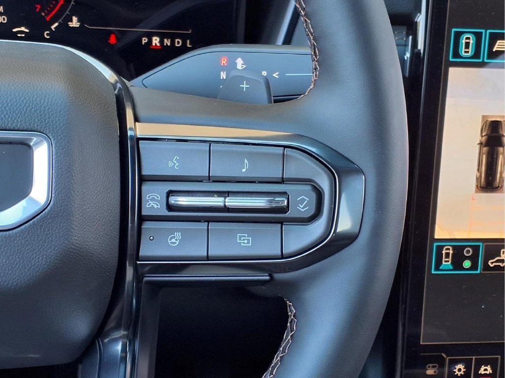 New 2027 GMC Terrain AT4 w/ Convenience Package III AWD/4WD image 17