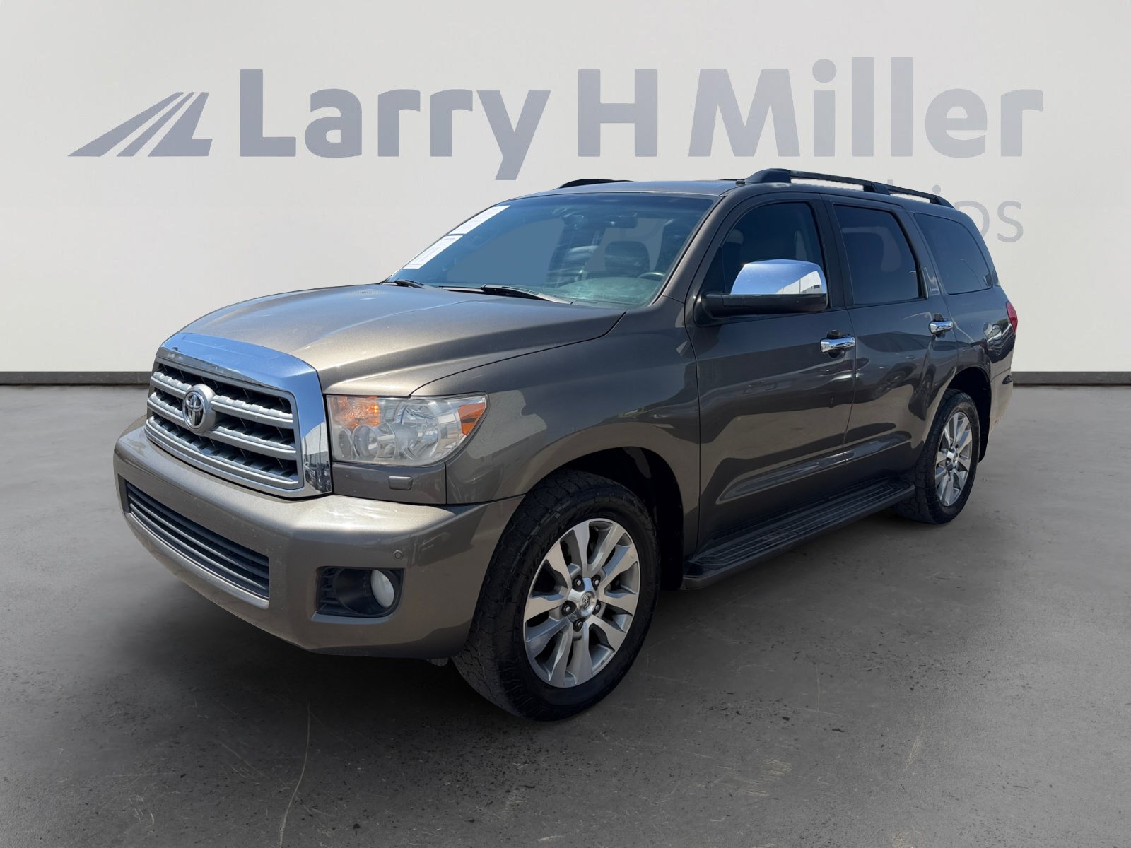 Used 2008 Toyota Sequoia Limited w/ Cold Area Pkg AWD/4WD image 1
