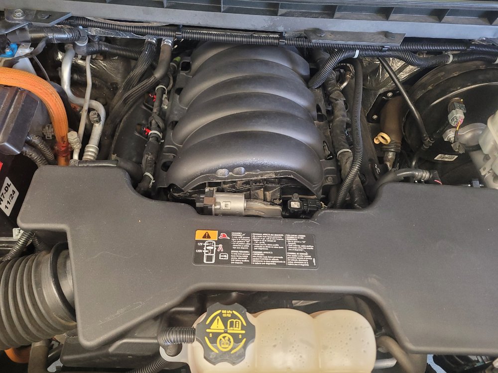 Used 2017 Chevrolet Silverado 1500 LT w/ LT Eassist Package RWD image 30