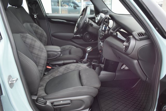 Used 2019 MINI Cooper S image 44