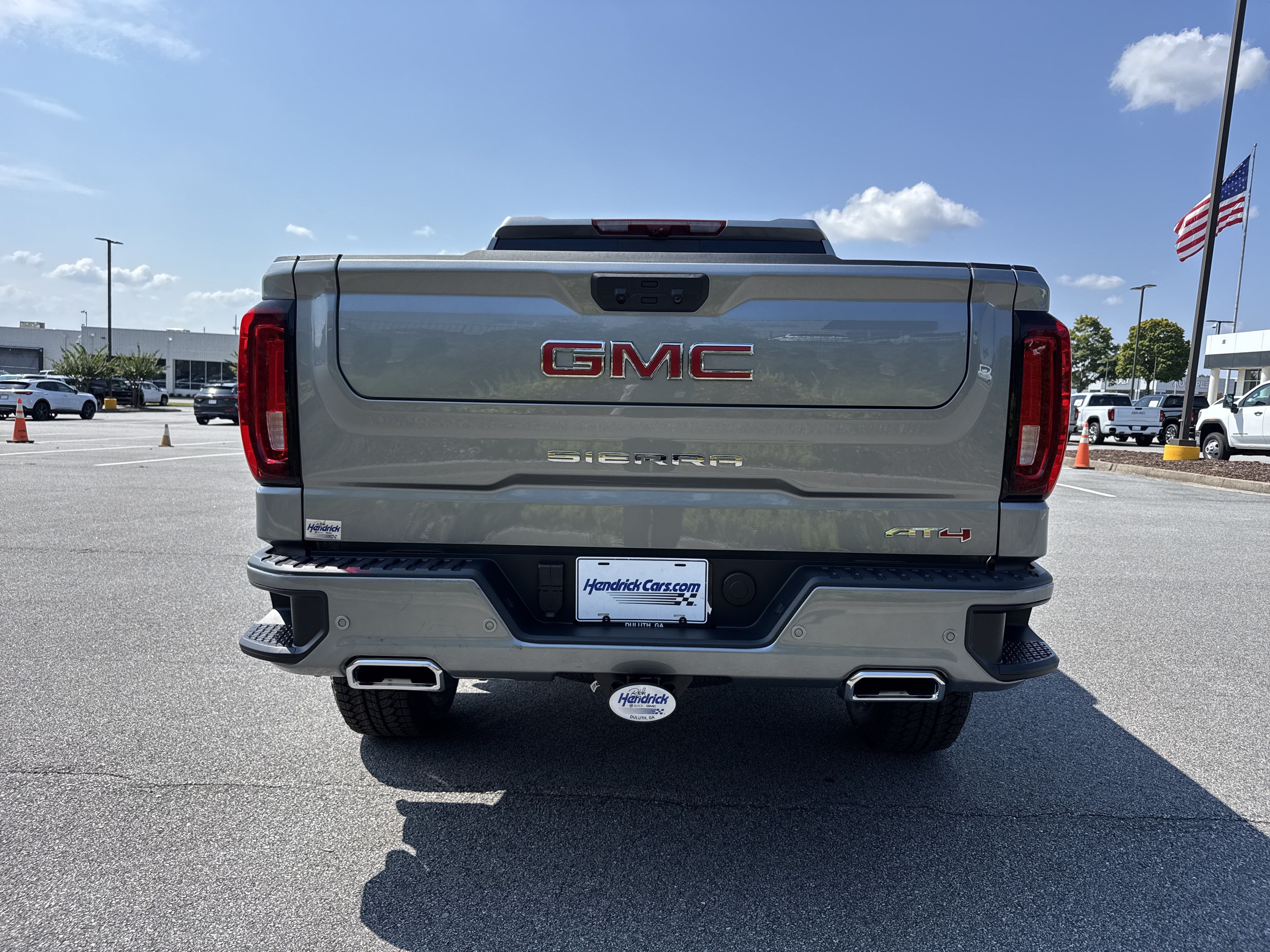 New 2026 GMC Sierra 1500 AT4 w/ AT4 Premium Package AWD/4WD image 9