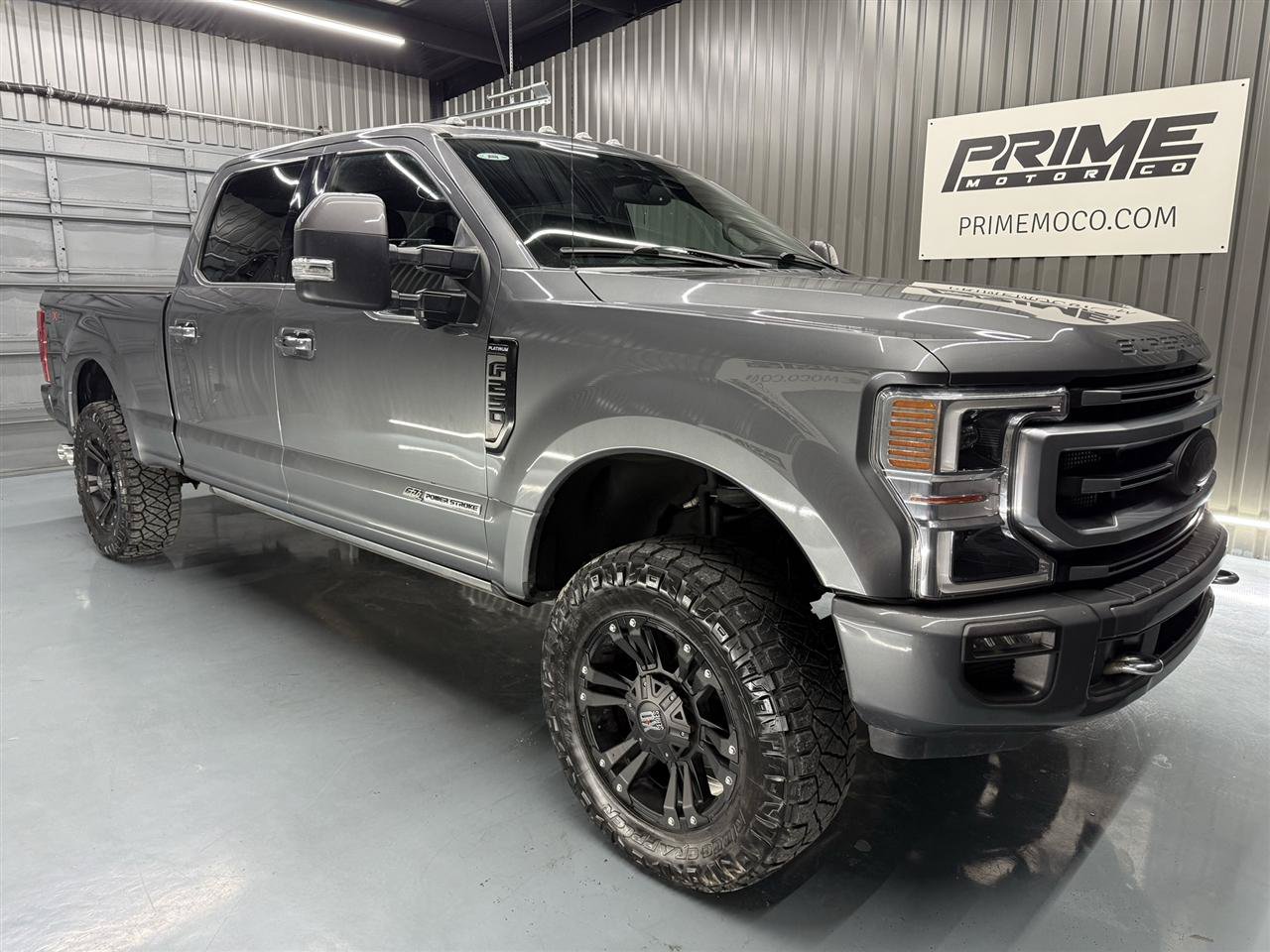 Used 2022 Ford F250 Platinum AWD/4WD image 2
