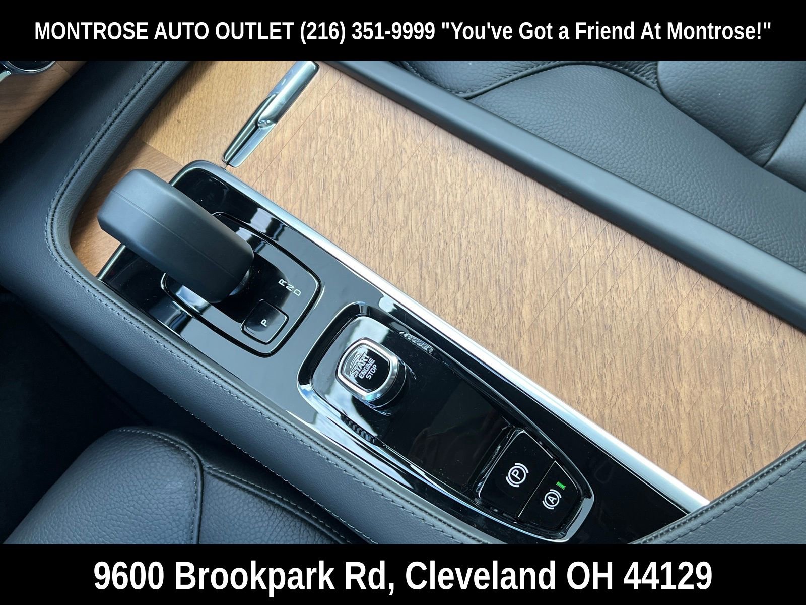 New 2025 Volvo XC90 T8 Plus w/ Protection Package Premier image 25