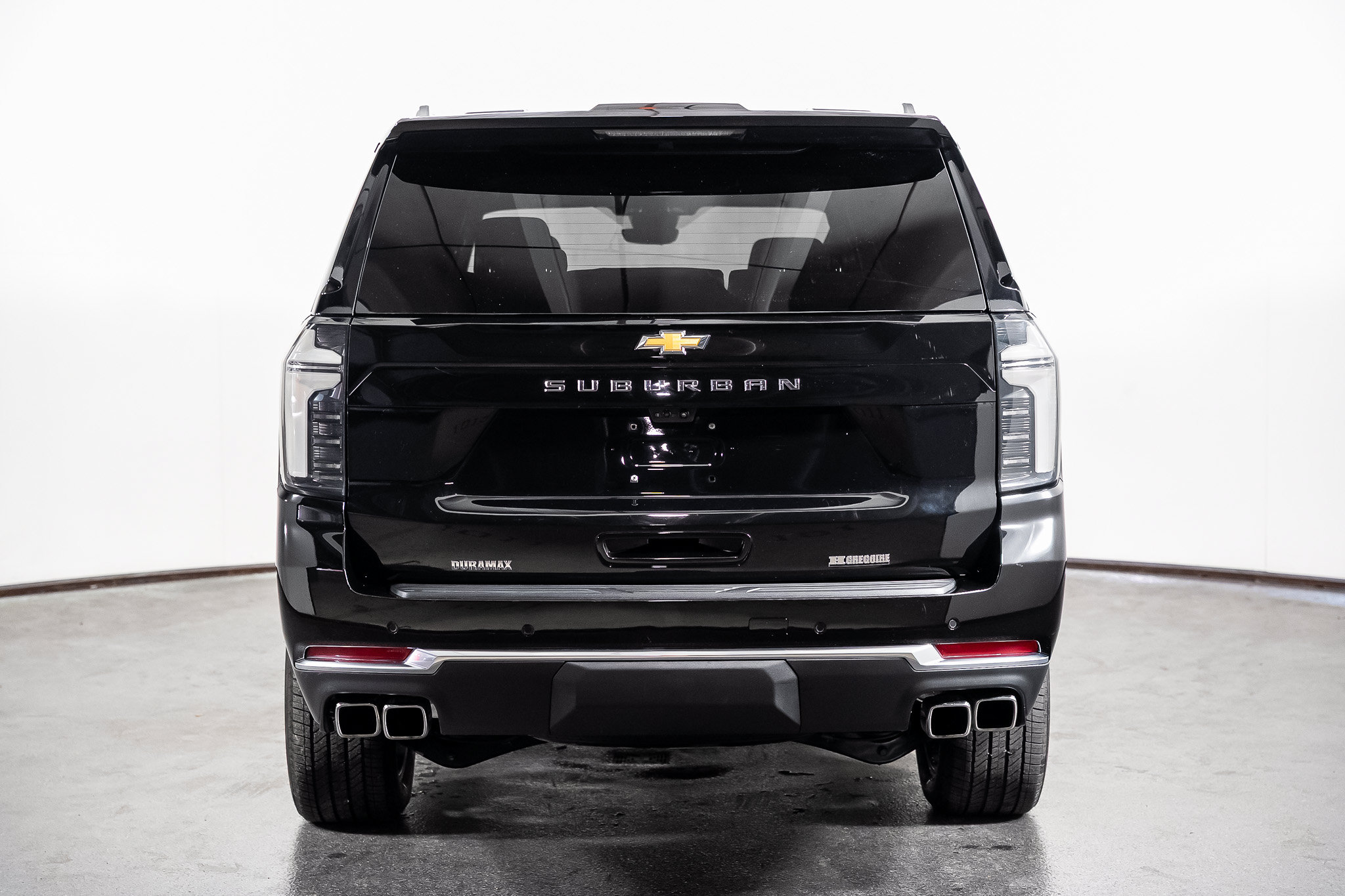 Used 2026 Chevrolet Suburban High Country AWD/4WD image 19