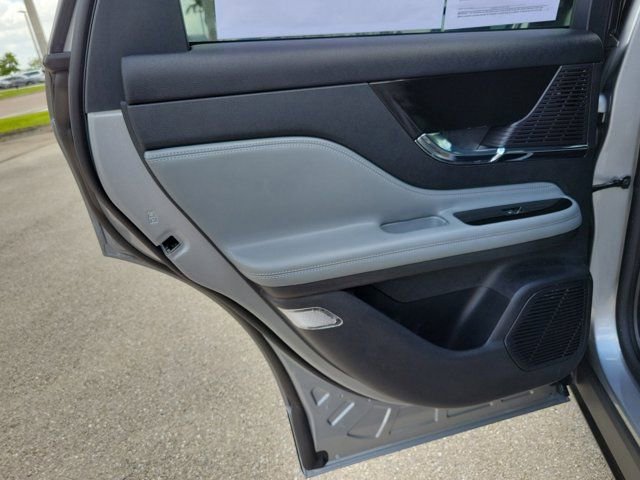 Certified 2022 Lincoln Corsair FWD image 14