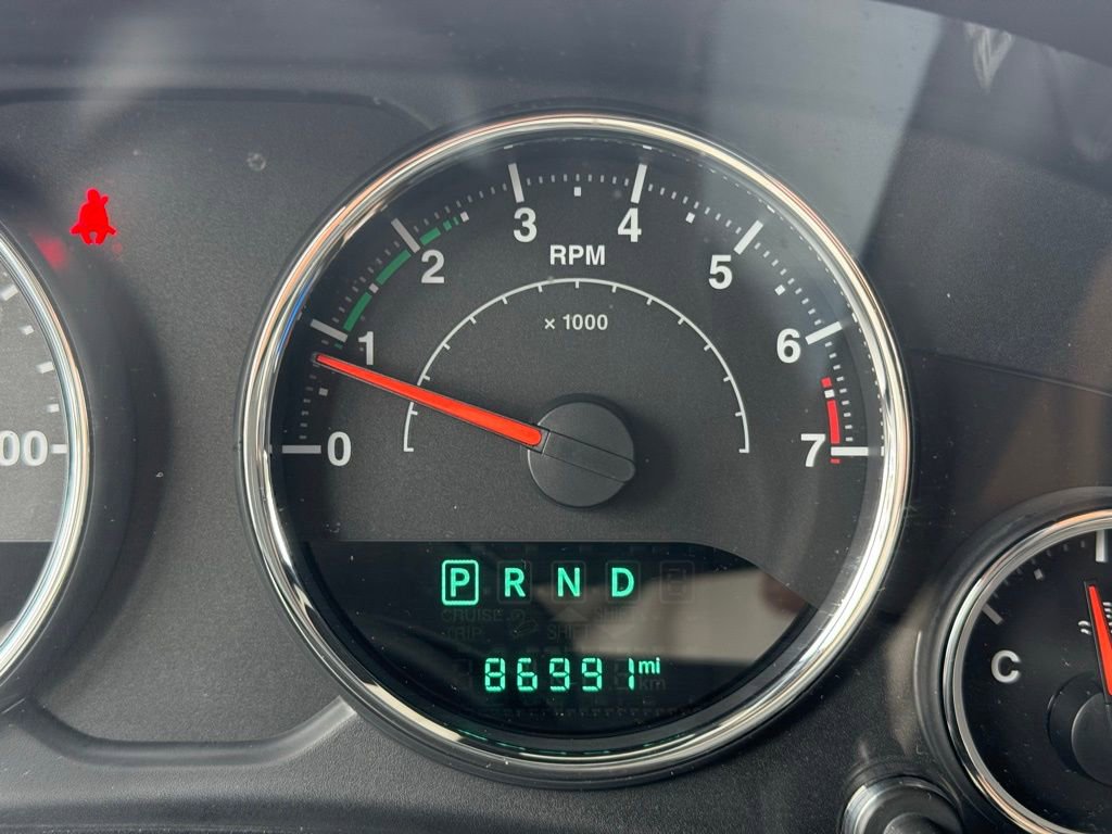 Used 2017 Jeep Wrangler Sahara w/ Mopar Chrome Edition Group image 19