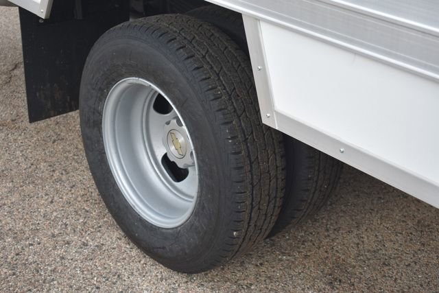 New 2025 Chevrolet Express 3500 w/ Power Convenience Package image 15