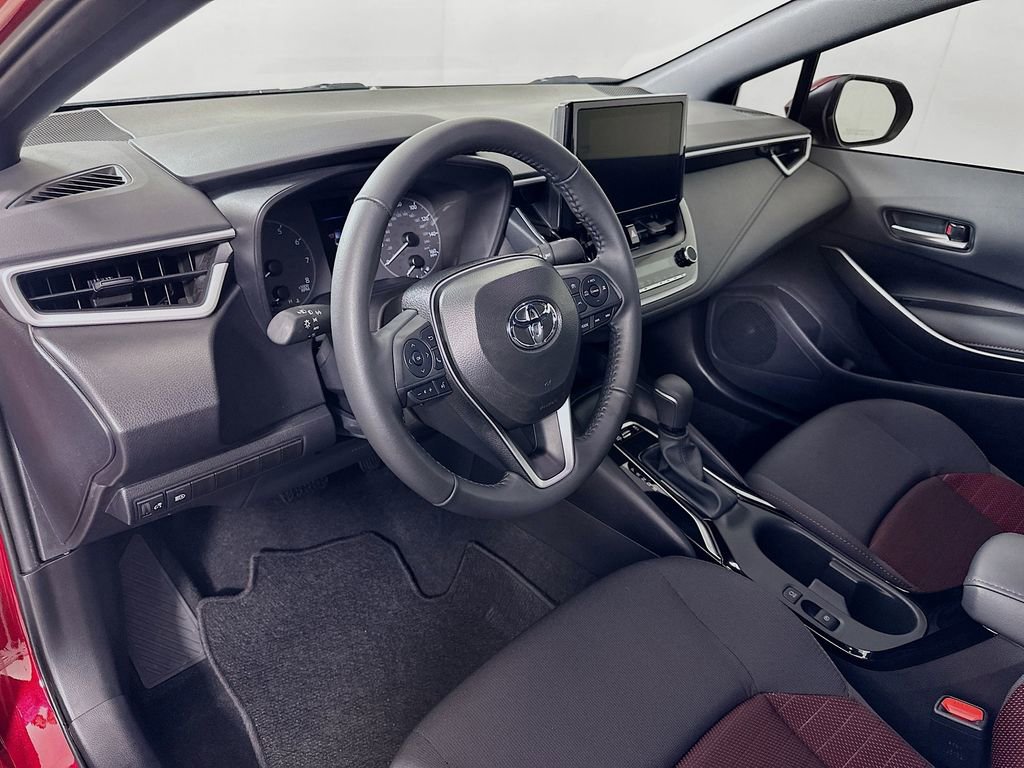Certified 2025 Toyota Corolla SE FWD image 9