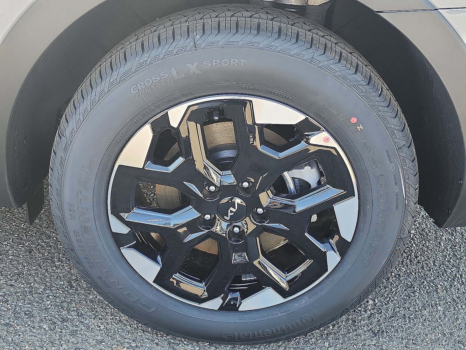 New 2026 Kia Sorento S w/ S Panoramic Sunroof Package image 5