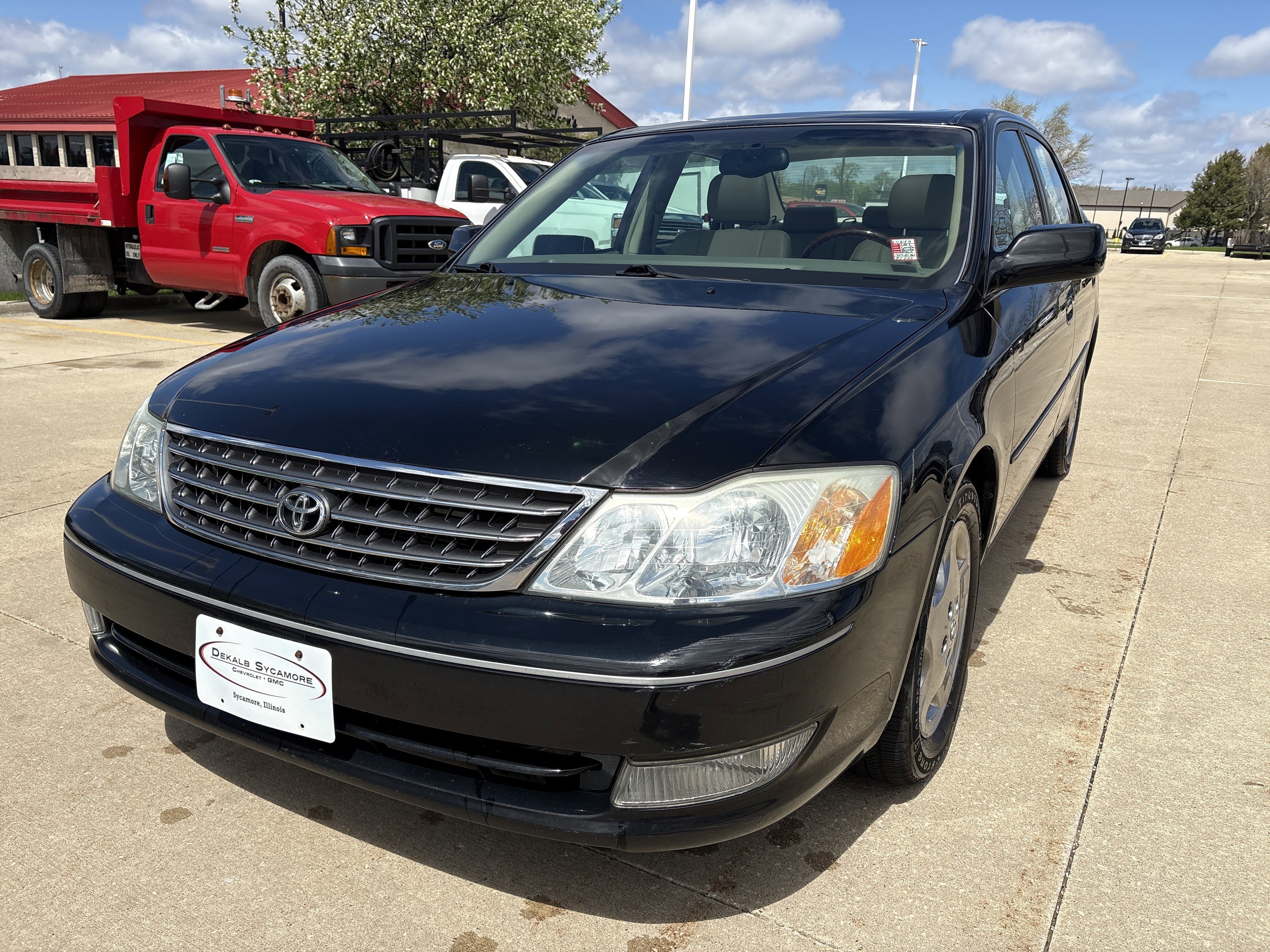 Used 2003 Toyota Avalon XLS image 3