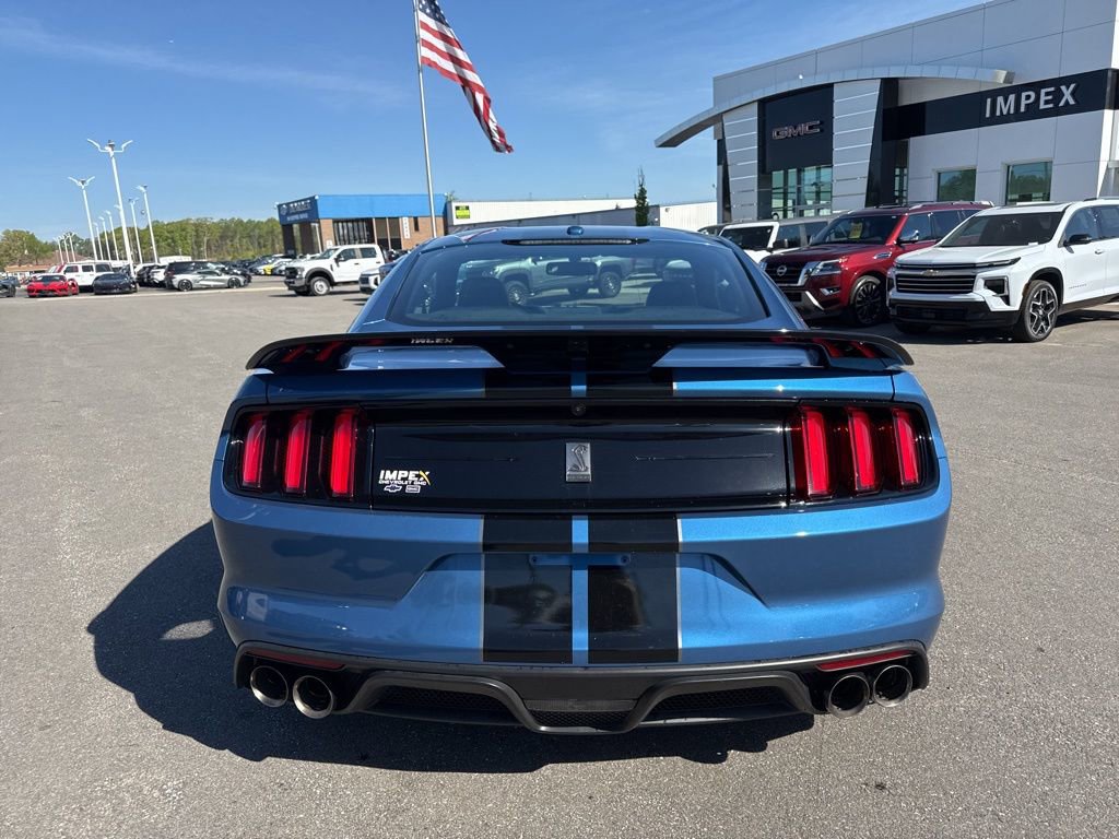 Used 2020 Ford Mustang Shelby GT350 w/ Technology Package image 4