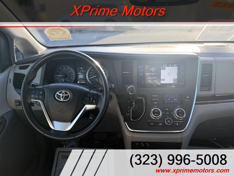 Used 2015 Toyota Sienna XLE w/ XLE Navigation Package FWD image 32