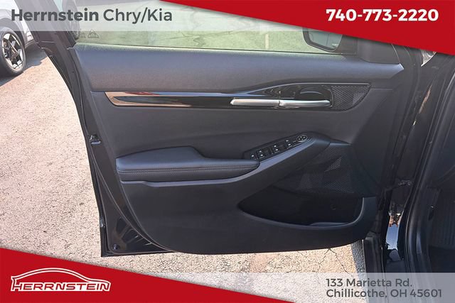 Used 2024 Kia Seltos S FWD image 11