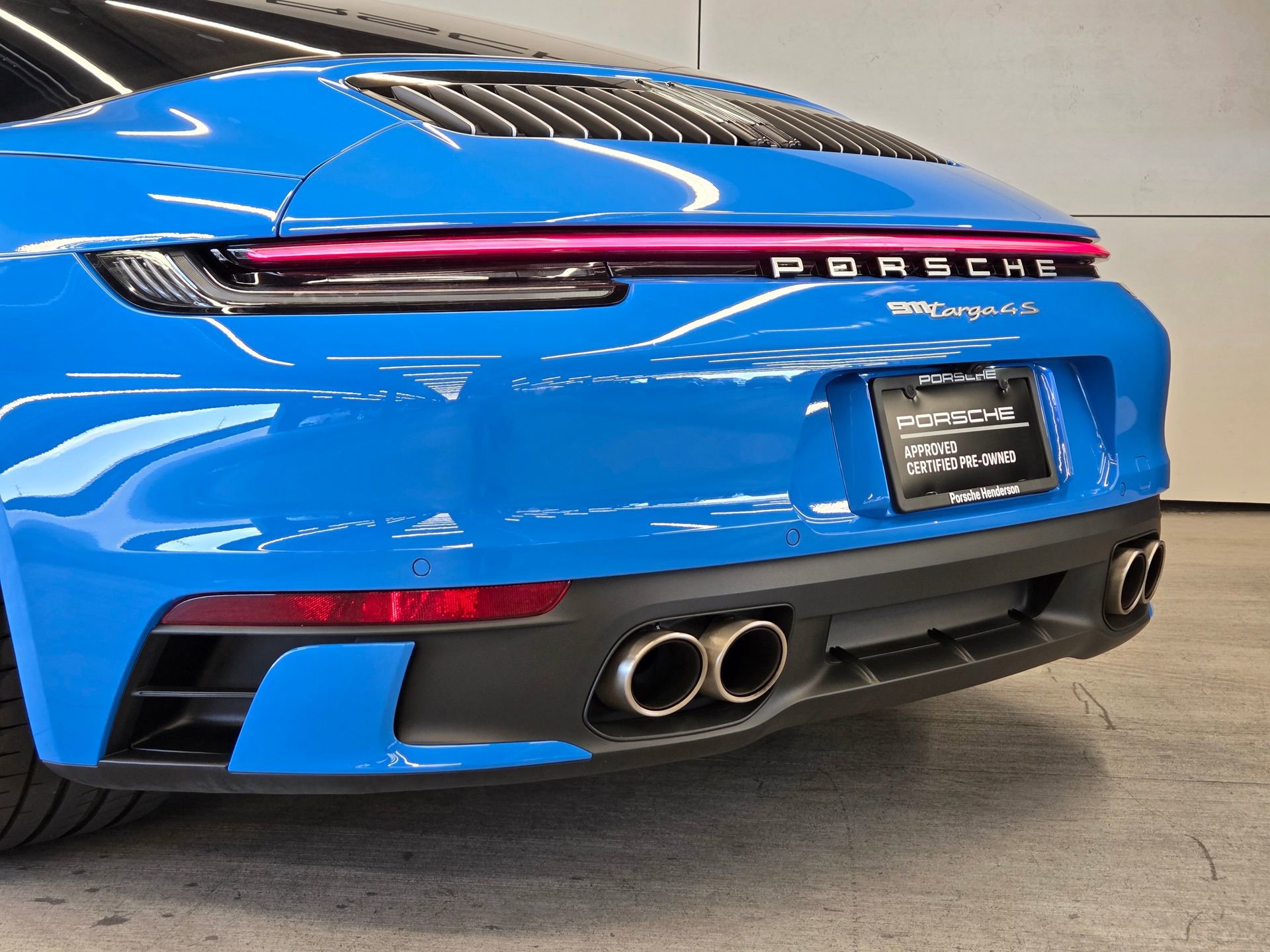 Certified 2024 Porsche 911 Targa 4S AWD/4WD image 8
