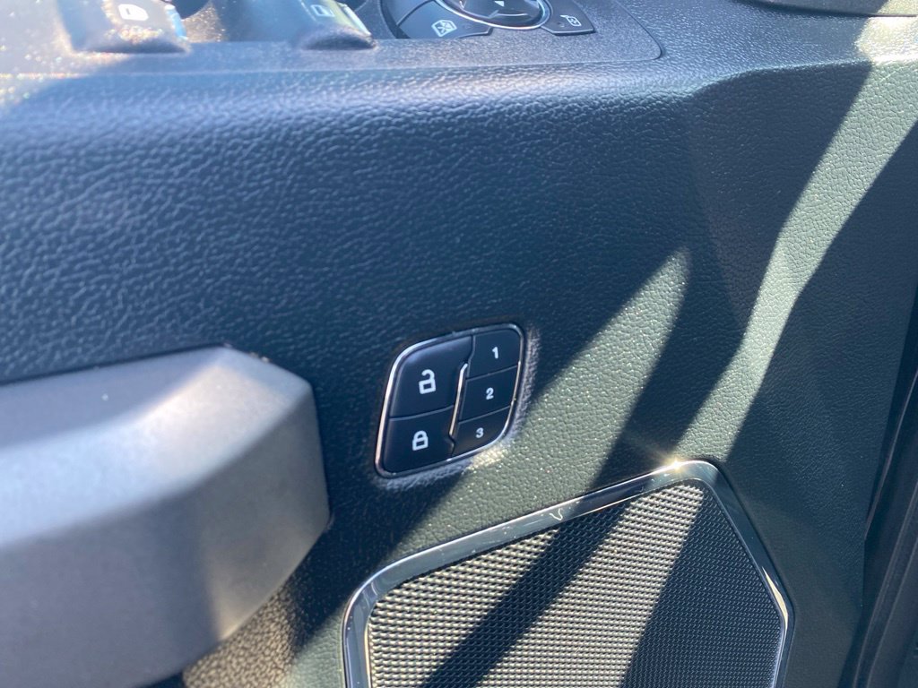 Used 2018 Ford F150 Platinum AWD/4WD image 13
