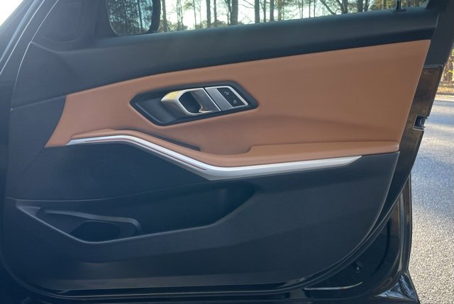 Used 2023 BMW 330i Sedan w/ Driving Assistance Package image 19