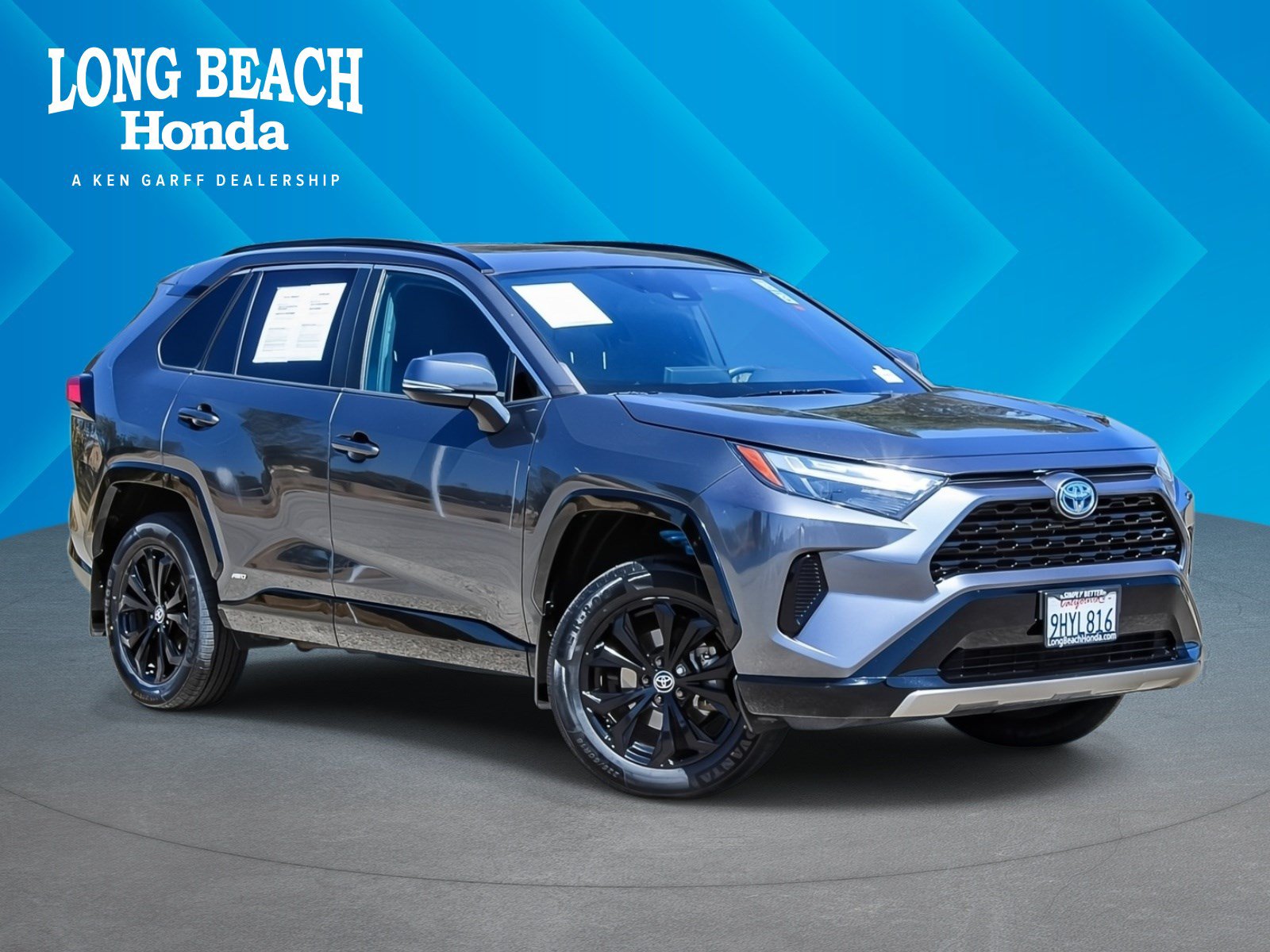 Used 2022 Toyota RAV4 SE w/ Convenience Package AWD/4WD video 1