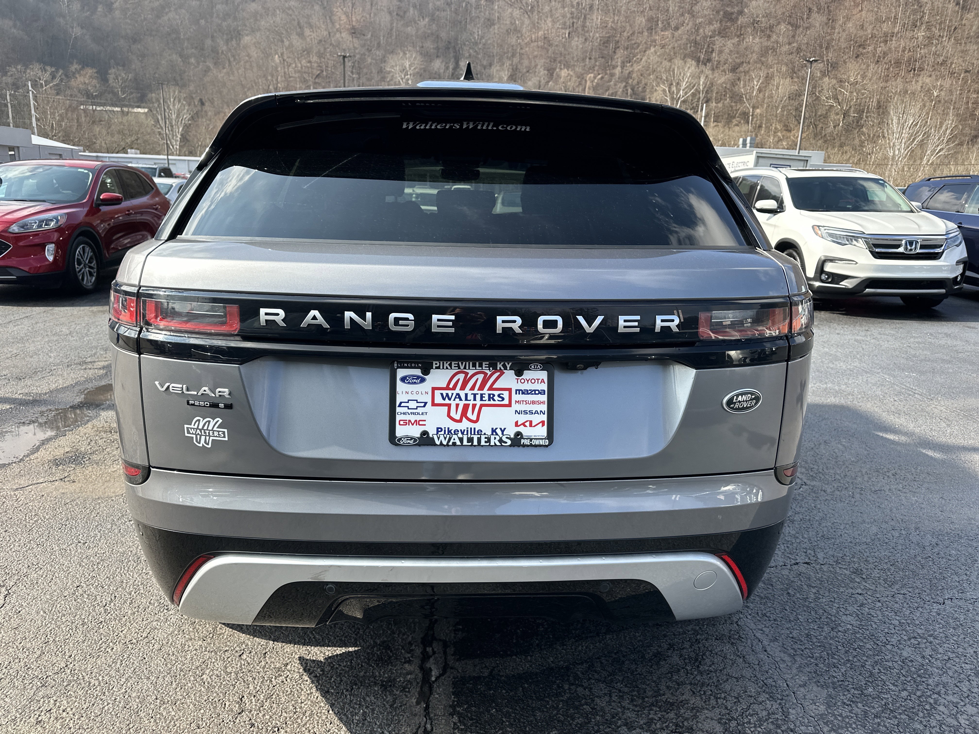 Used 2020 Land Rover Range Rover Velar S image 6