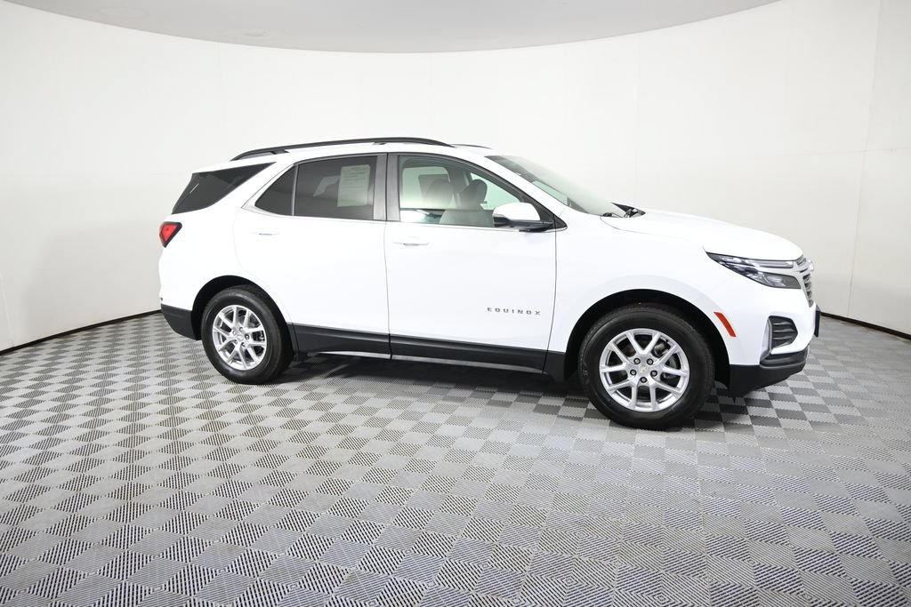 Used 2024 Chevrolet Equinox LT AWD/4WD image 8