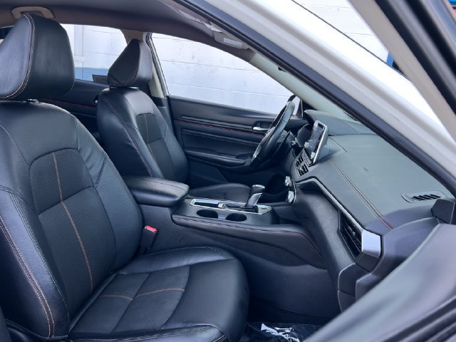Used 2020 Nissan Altima 2.5 SR FWD image 28