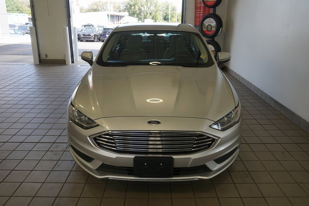 Used 2018 Ford Fusion S image 11