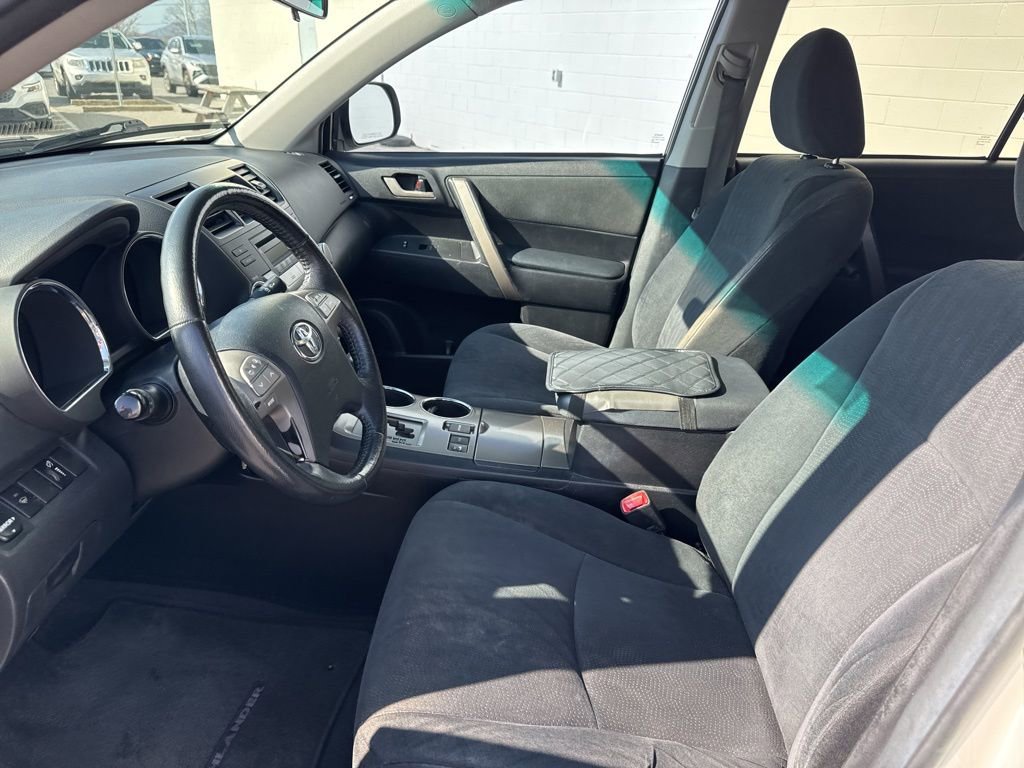 Used 2010 Toyota Highlander Sport image 19