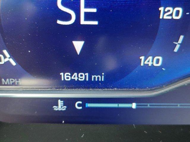 Used 2022 Chevrolet Silverado 1500 LT image 22