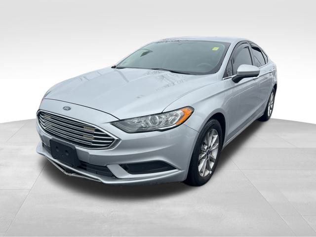 Used 2017 Ford Fusion SE image 3
