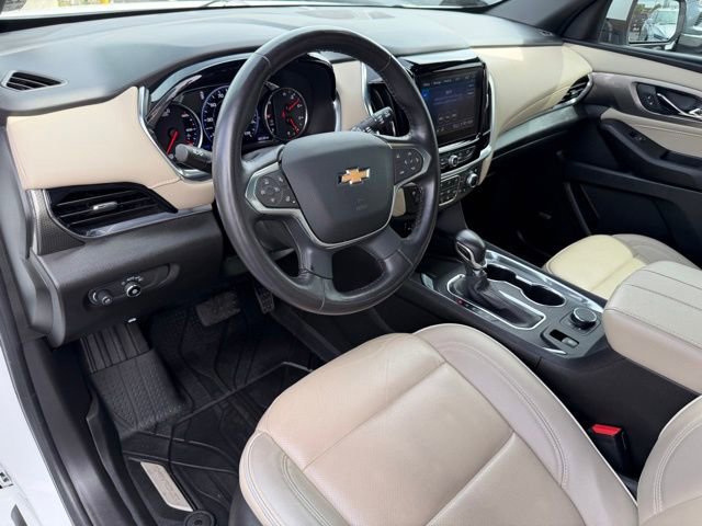Certified 2022 Chevrolet Traverse Premier FWD image 17