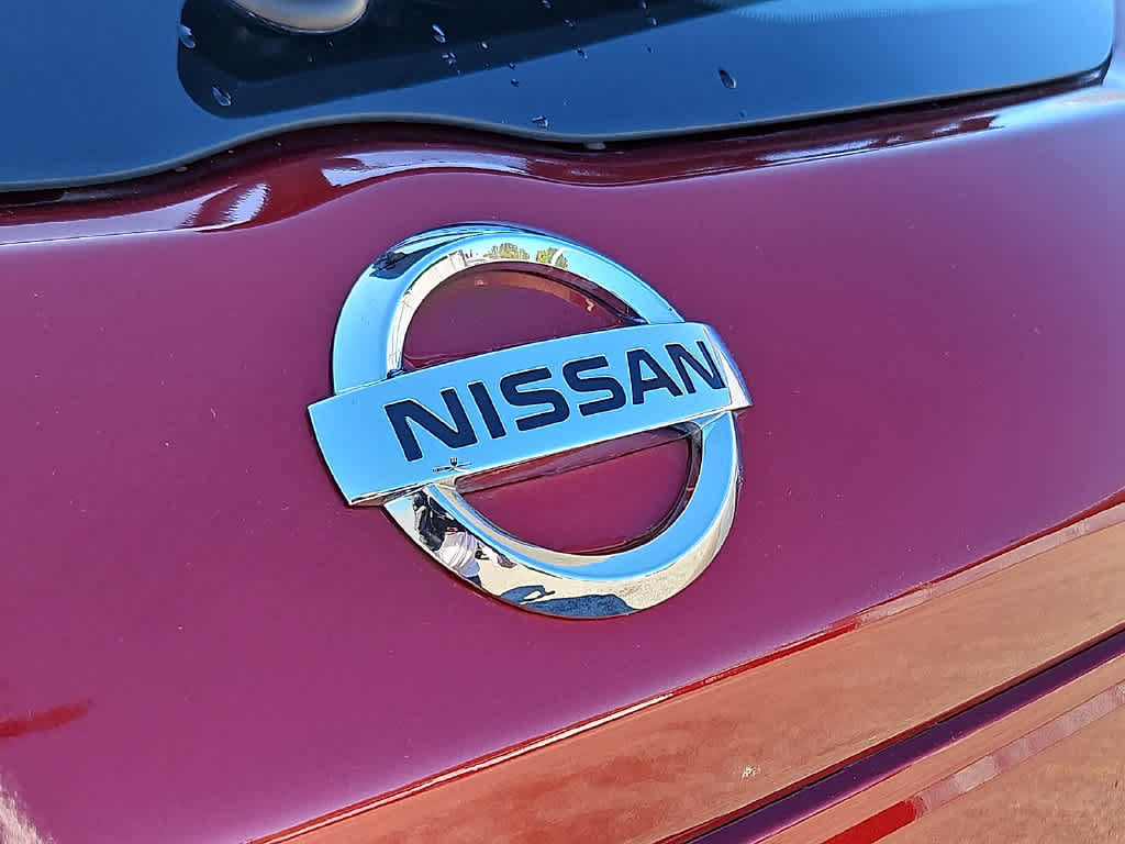 Used 2018 Nissan Kicks SV FWD image 28
