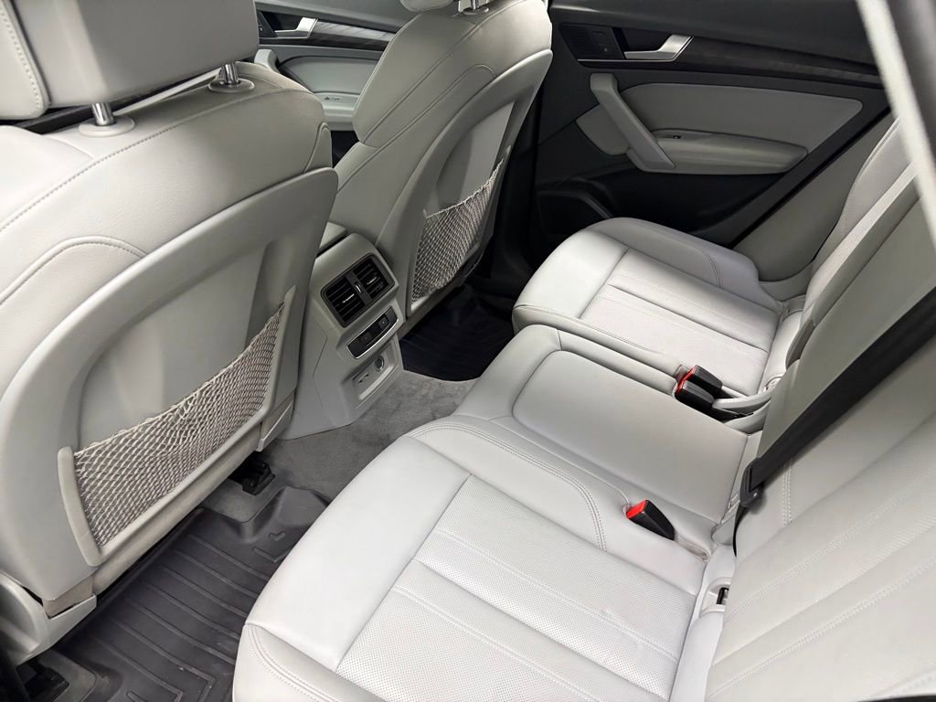 Used 2020 Audi Q5 2.0T Premium Plus w/ Premium Plus Package image 35