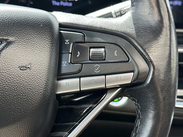 Used 2021 Cadillac Escalade ESV Sport w/ LPO, Illumination Package AWD/4WD image 23