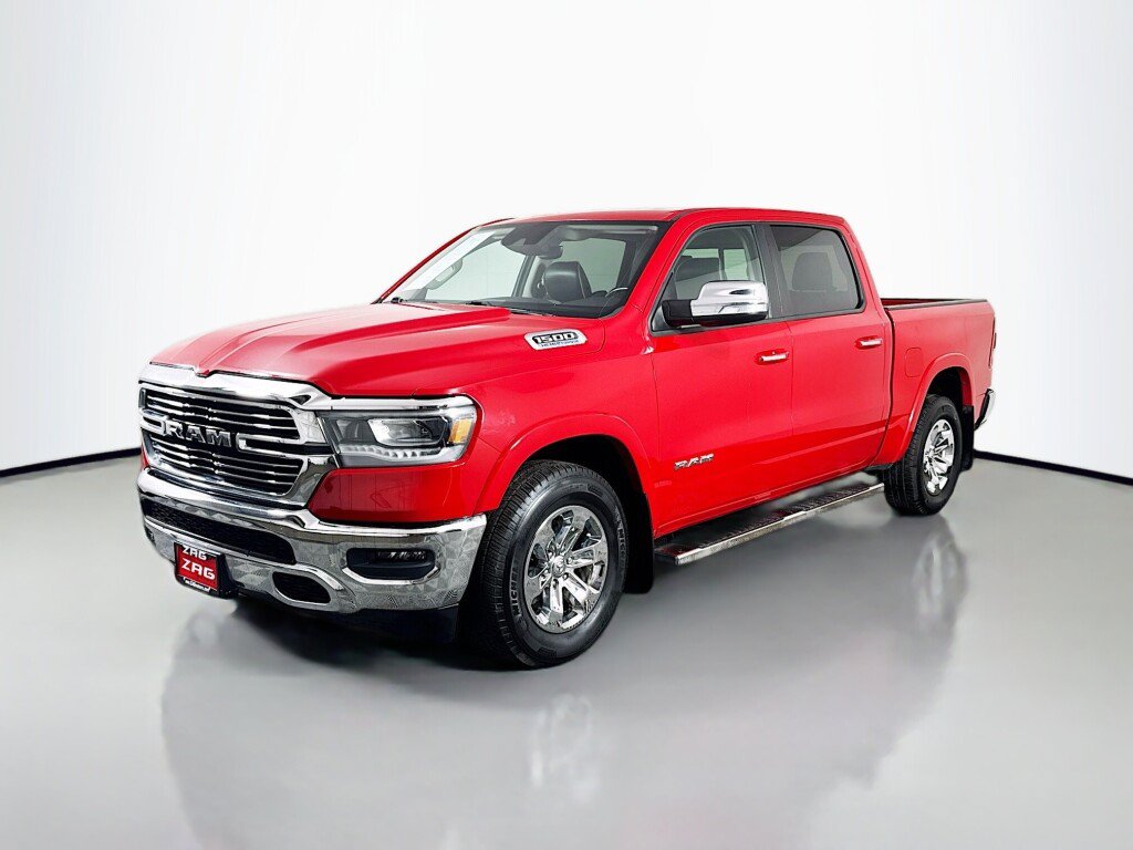 Used 2022 RAM 1500 Laramie AWD/4WD image 1