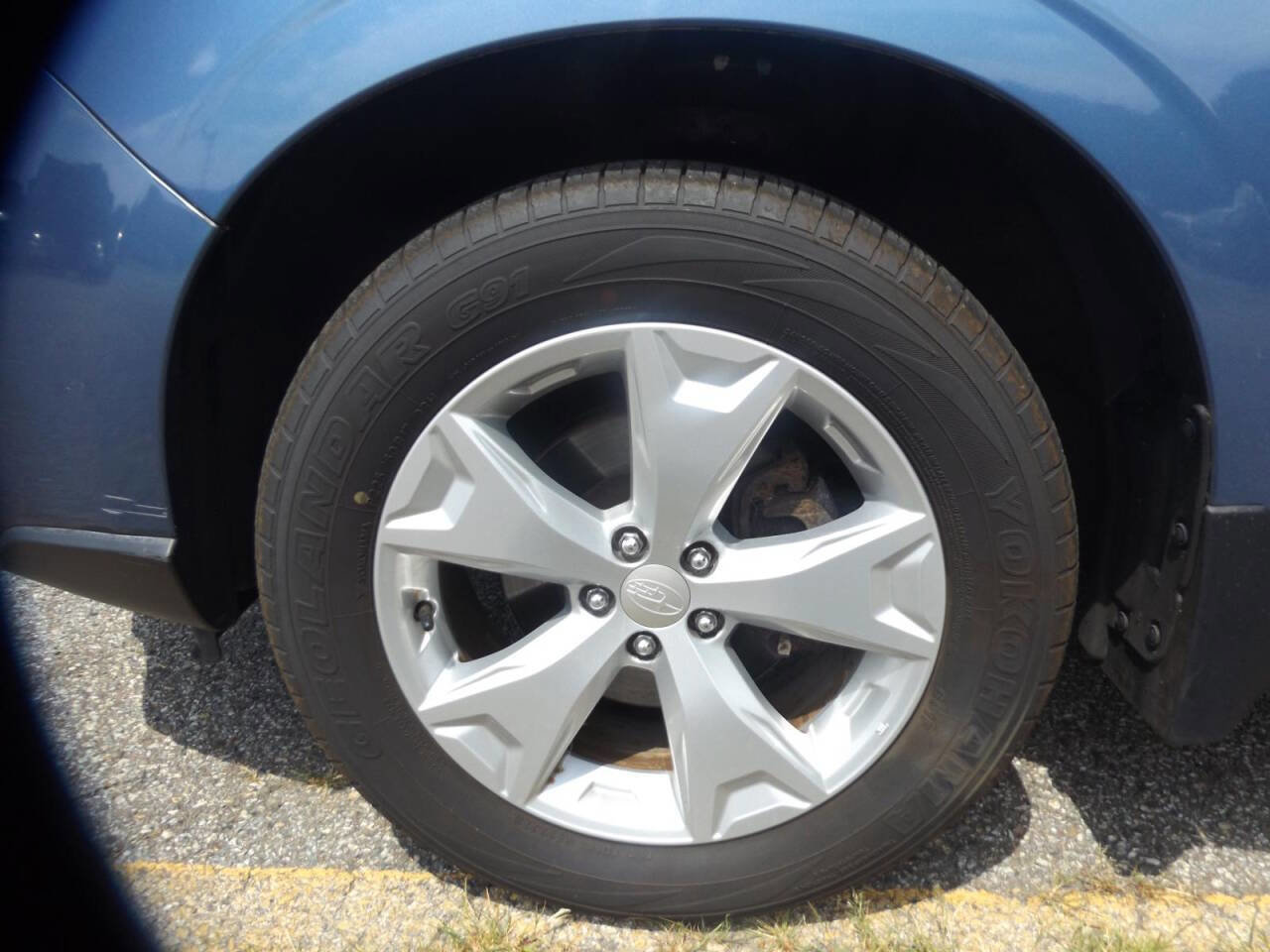 Used 2015 Subaru Forester 2.5i Premium w/ All-Weather Package image 19