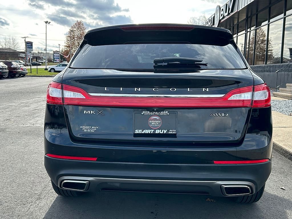 Used 2017 Lincoln MKX Select w/ Select Plus Package AWD/4WD image 7