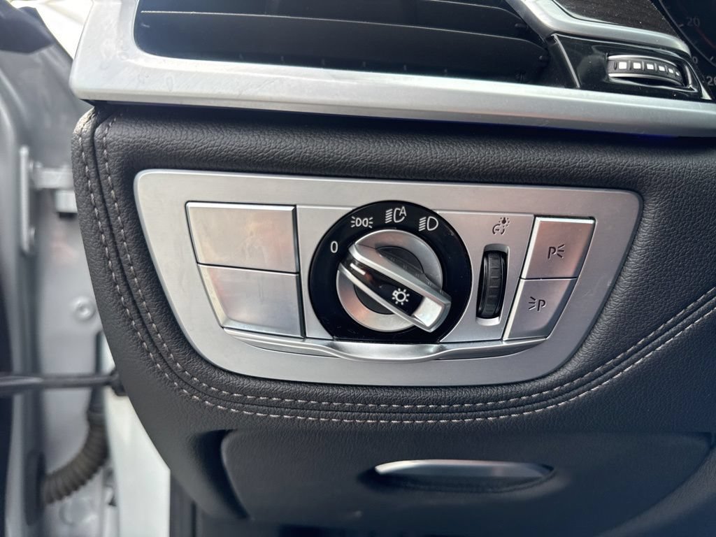 Used 2020 BMW 740i RWD image 20