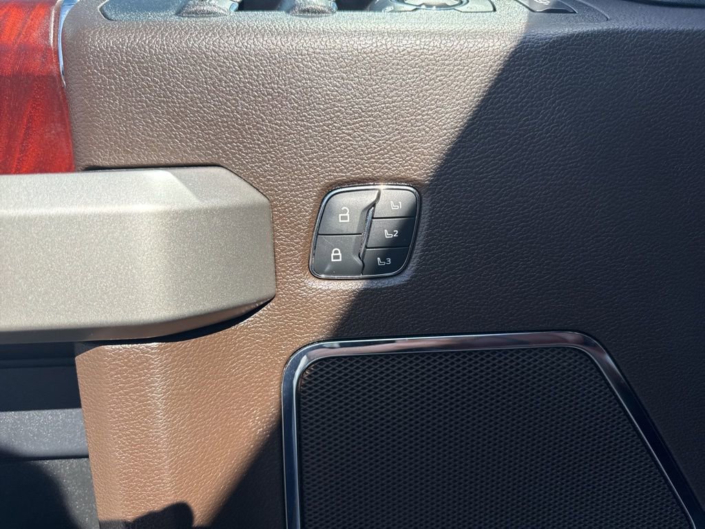 Used 2022 Ford F350 King Ranch w/ King Ranch Ultimate Package image 11