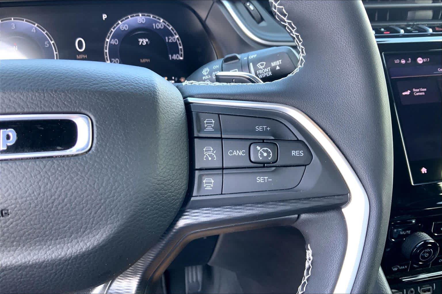 Used 2025 Jeep Grand Cherokee L Laredo AWD/4WD image 25