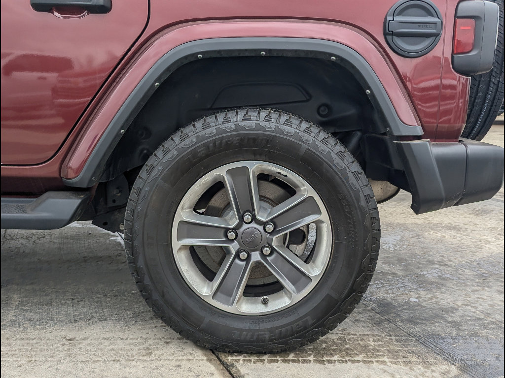 Used 2021 Jeep Wrangler Unlimited Sahara AWD/4WD image 10
