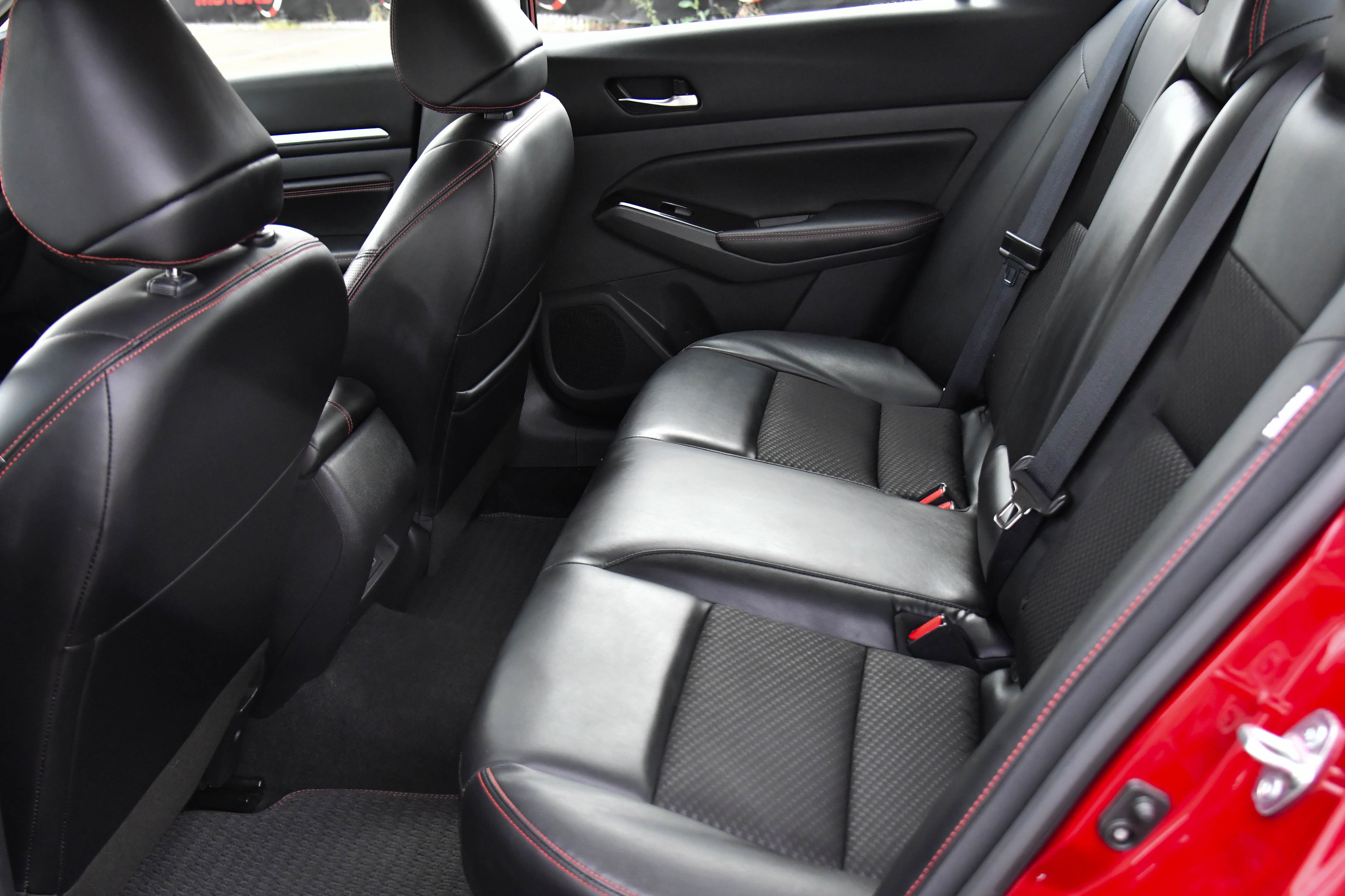 Used 2023 Nissan Altima 2.5 SR image 31