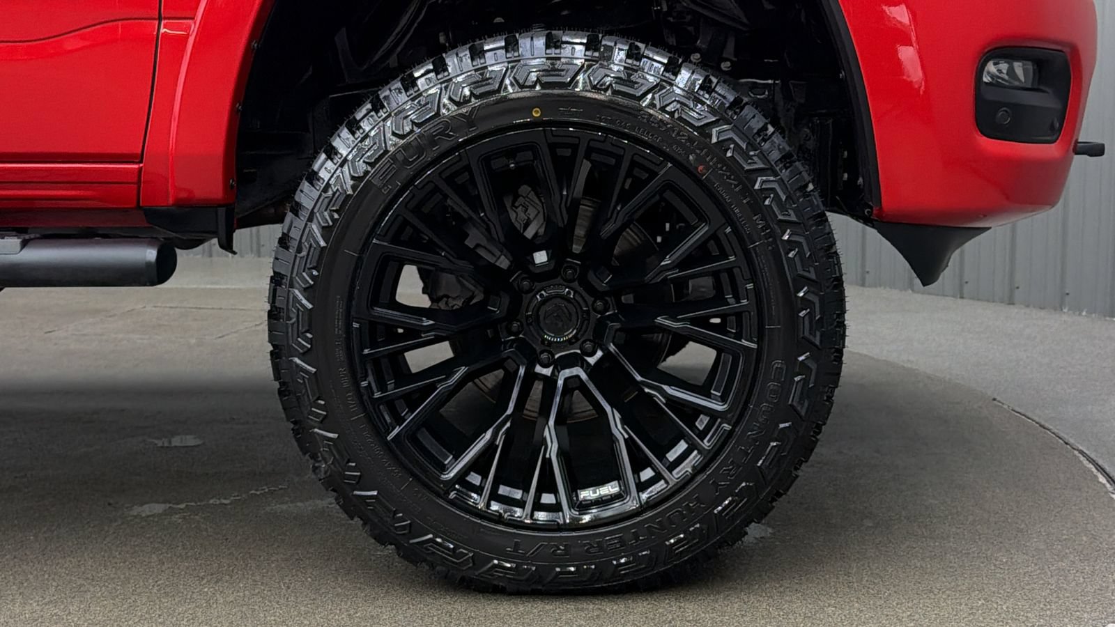 Used 2025 RAM 1500 Lone Star AWD/4WD image 9