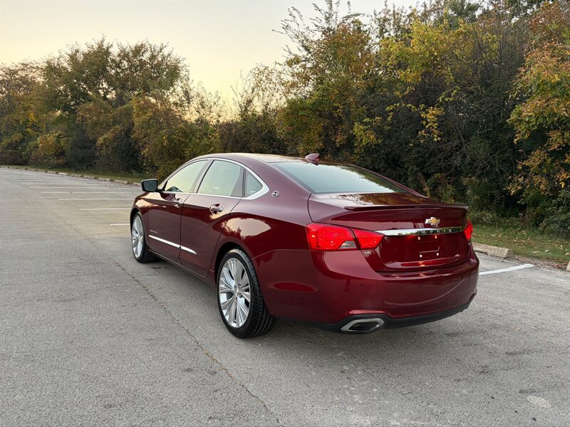 Used 2016 Chevrolet Impala LTZ w/ Enhanced Convenience Package FWD image 3