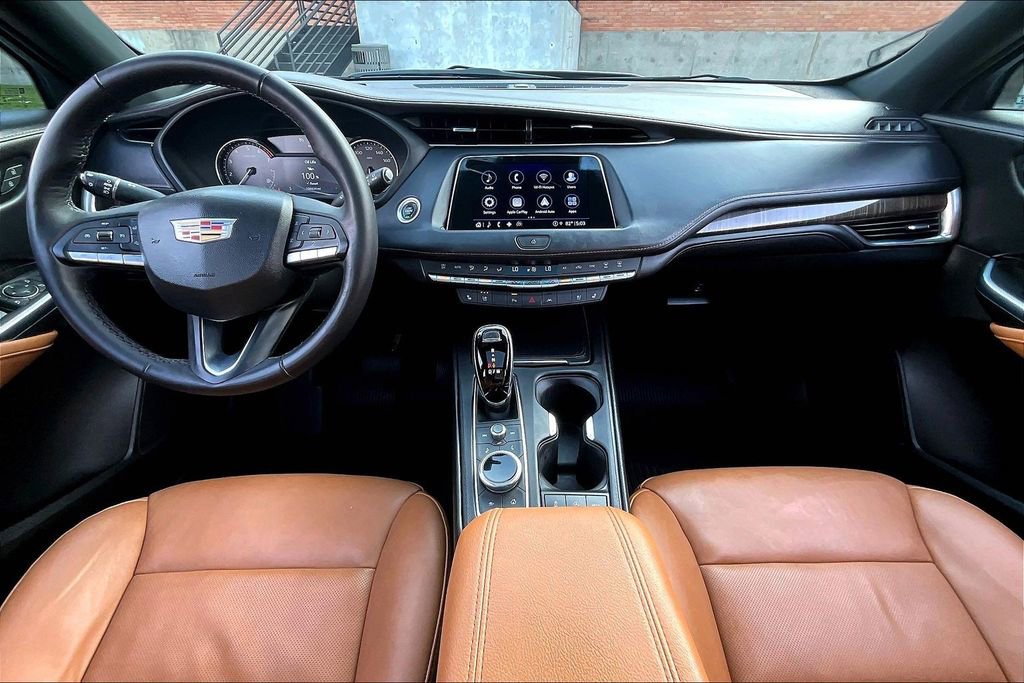 Used 2022 Cadillac XT4 Premium Luxury w/ Cold Weather Package image 20