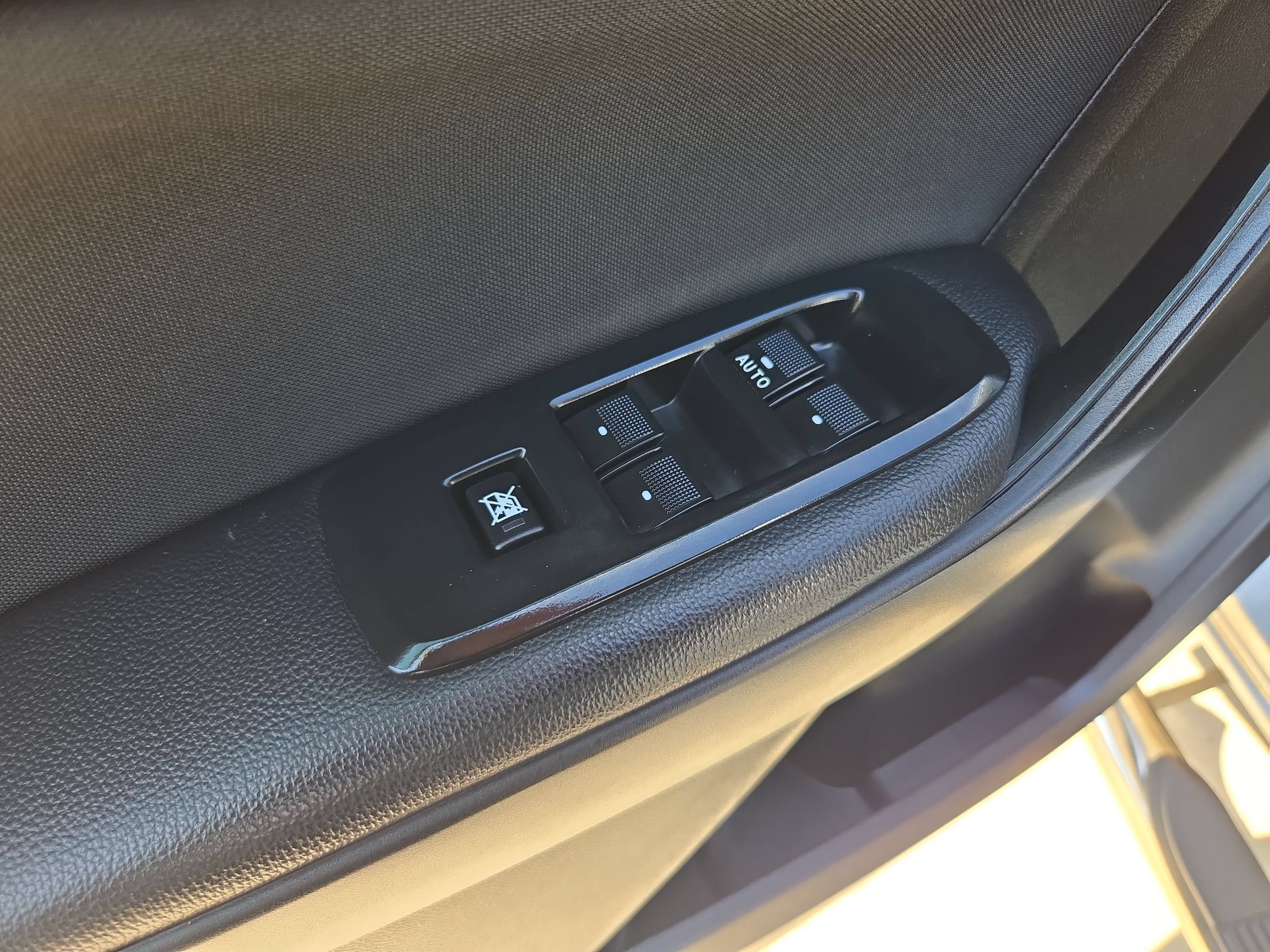 Used 2019 Ford Ranger XLT w/ Equipment Group 301A Mid RWD image 12