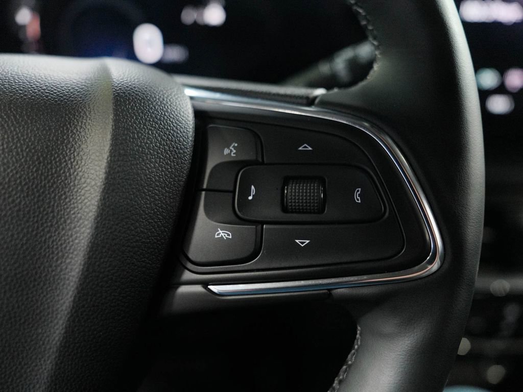 Used 2025 Buick Encore GX Sport Touring w/ Comfort Package FWD image 24