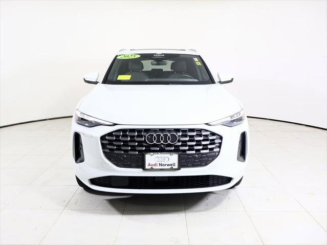 Certified 2025 Audi Q5 Premium Plus w/ Premium Plus image 11